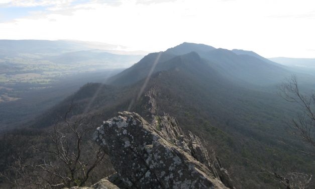 Sugarloaf Peak – Cathedral Range State Park (Victoria)