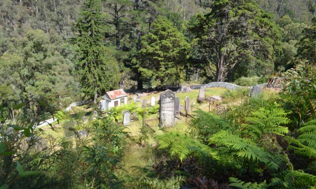 Walhalla Cemetery Walk – Walhalla – Victoria – Australia (Bare Bones Bushwalking)